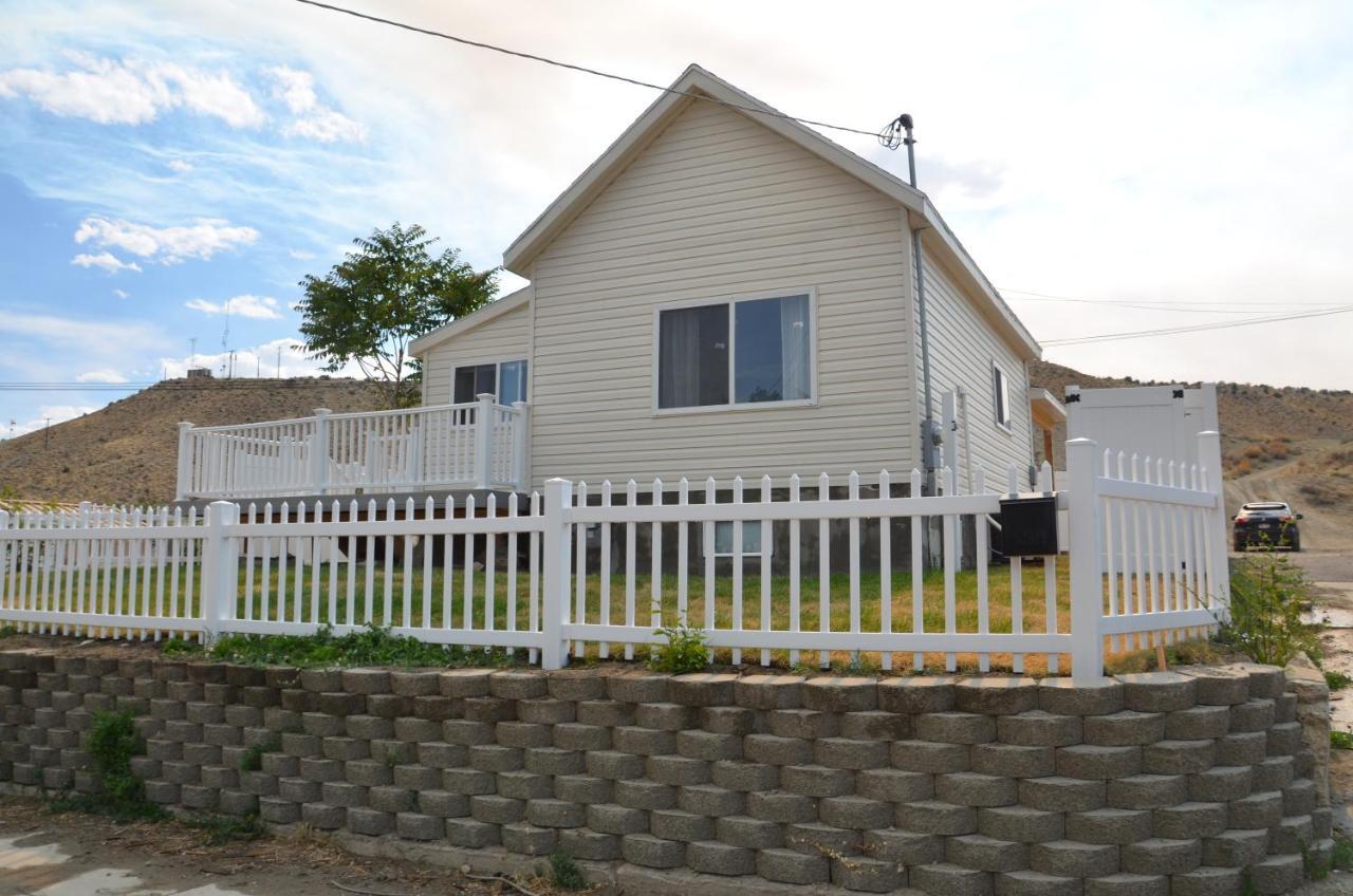Baby Blue Sky - Price 2Bd - Newly Remodeled - Nearby Trails Apartment Luaran gambar